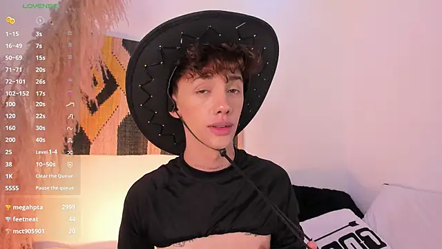 Tomy Rox online show from February 19, 11:04 pm