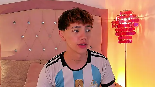 Tomy Rox online show from September 14, 4:11 am