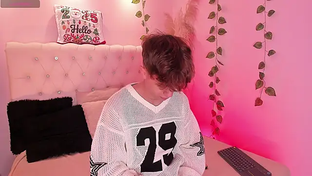 Tomy Rox online show from December 23, 4:43 am