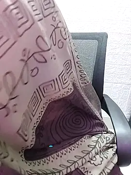 Snapshot of Adiba_2 chatting on February 12, 5:19 pm Adiba 2 online show from February 12, 5:19 pm