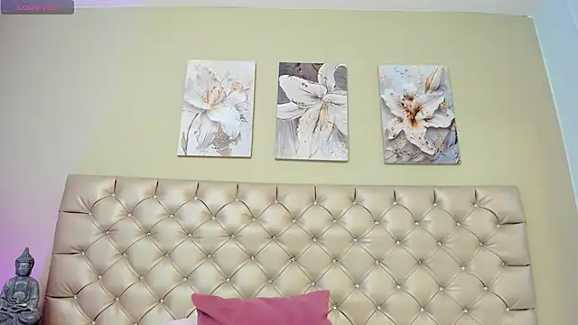 sophiia grey 1 online show from March 18, 11:31 pm