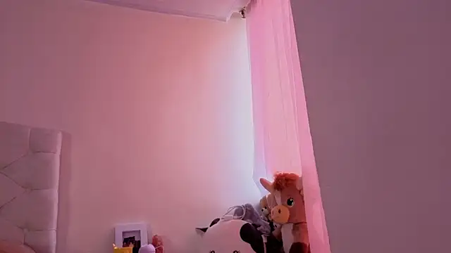 ChanellGV online show from April 13, 2:00 pm