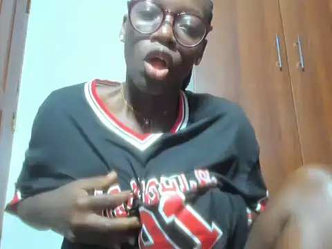 afro pop online show from January 27, 12:33 am