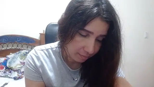 Snapshot of Ainhoa-hot chatting on June 9, 7:14 pm Ainhoa-hot online show from June 9, 7:14 pm
