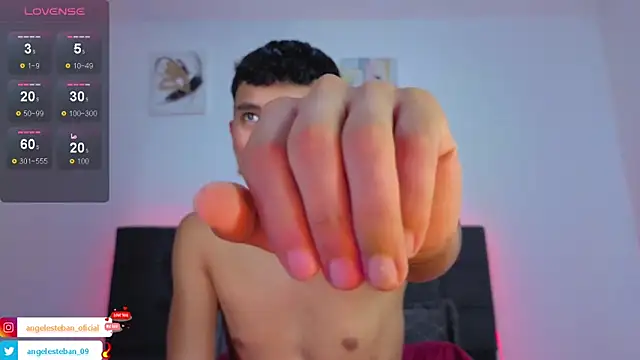 Angel esteban fx online show from November 3, 4:03 am