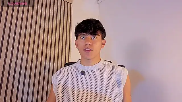 Snapshot of Angel_esteban_fx chatting on May 12, 8:06 pm Angel esteban fx online show from May 12, 8:06 pm