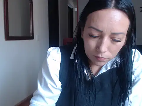 Laura martin  online show from March 10, 8:23 pm