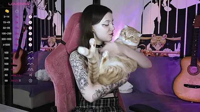 prettybones online show from December 26, 10:48 am