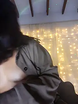 Juanelopez1 online show from February 10, 7:15 am