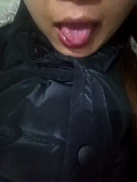 Snapshot of -Almira- chatting on January 31, 11:24 am -Almira- online show from January 31, 11:24 am