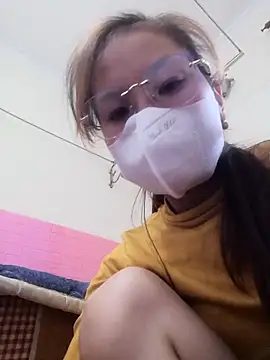 Snapshot of -Almira- chatting on November 13, 2:21 am -Almira- online show from November 13, 2:21 am