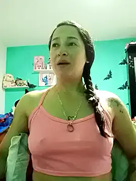 emilypoppy3 online show from March 6, 1:35 pm