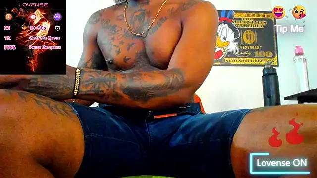 wotton 17 online show from January 7, 8:00 pm