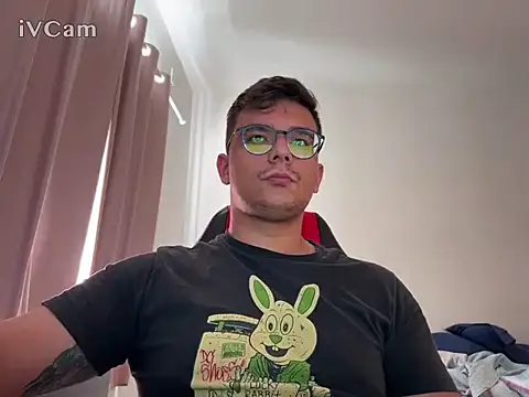 Snapshot of Thickdick6905 chatting on September 9, 12:26 pm Thickdick6905 online show from September 9, 12:26 pm