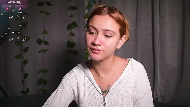 Snapshot of IsabellaFerreiraa chatting on December 30, 1:47 pm IsabellaFerreiraa online show from December 30, 1:47 pm