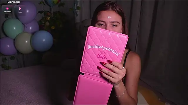 Snapshot of IsabellaFerreiraa chatting on January 30, 3:33 am IsabellaFerreiraa online show from January 30, 3:33 am