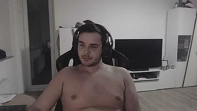 SharkLuigi online show from January 8, 11:18 pm