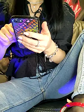 Snapshot of Melody87 chatting on February 22, 7:58 pm Melody87 online show from February 22, 7:58 pm