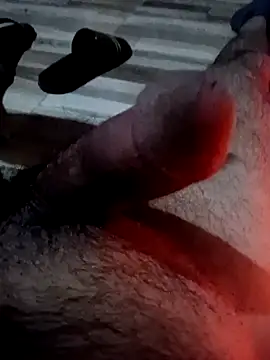 Snapshot of egyptman220 chatting on March 22, 1:42 am egyptman220 online show from March 22, 1:42 am