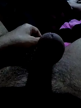 Snapshot of egyptman220 chatting on March 28, 11:04 pm egyptman220 online show from March 28, 11:04 pm