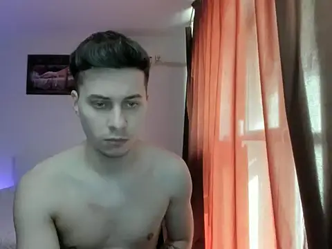 Snapshot of Dreamboy24 chatting on March 27, 12:49 pm Dreamboy24 online show from March 27, 12:49 pm