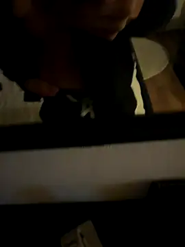 Snapshot of Guitccch chatting on September 27, 9:42 pm Guitccch online show from September 27, 9:42 pm