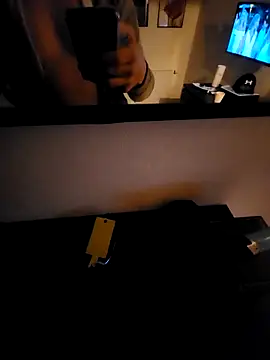 Guitccch online show from November 22, 5:39 am