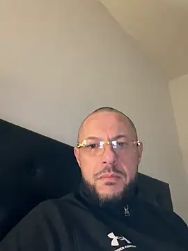 Guitccch online show from March 18, 9:07 pm