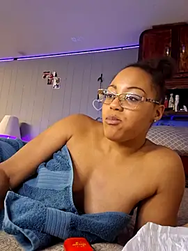 samone9 online show from December 22, 3:11 am