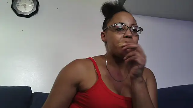 samone9 online show from January 13, 9:31 pm