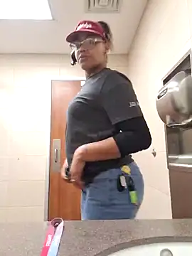 samone9 online show from February 22, 9:04 pm