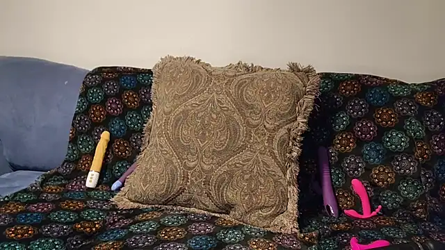 samone9 online show from October 7, 3:53 pm