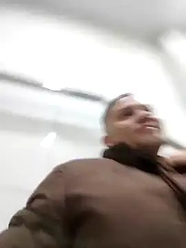 Snapshot of antonioM84 chatting on February 7, 10:30 pm antonioM84 online show from February 7, 10:30 pm