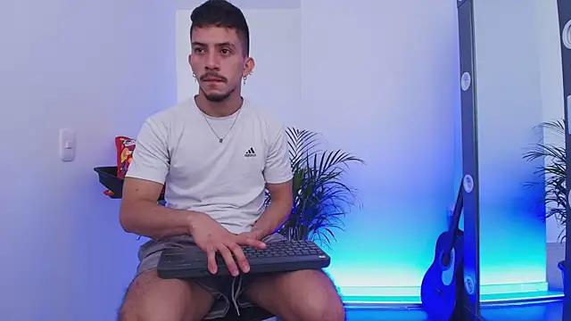 Aron-santoro online show from November 7, 2:39 pm