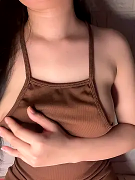 Thao-Cherry online show from November 9, 5:44 pm