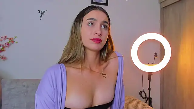 im sarah34 online show from February 10, 3:35 am