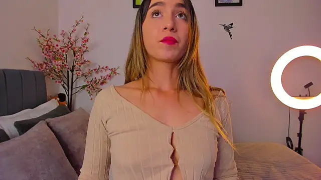 im sarah34 online show from February 22, 2:50 am