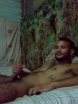 Snapshot of brayan7132 chatting on June 21, 3:42 am brayan7132 online show from June 21, 3:42 am