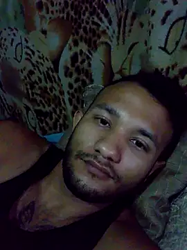Snapshot of brayan7132 chatting on June 22, 6:32 am brayan7132 online show from June 22, 6:32 am
