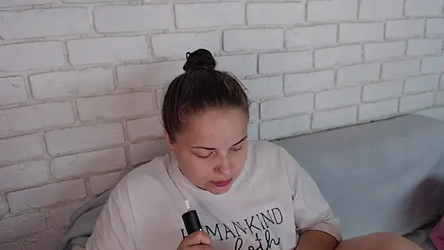 Crazyy girl  online show from September 22, 1:46 pm