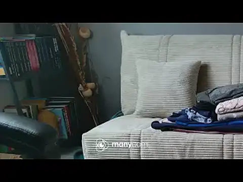 lolacharlyxh online show from January 18, 1:40 pm