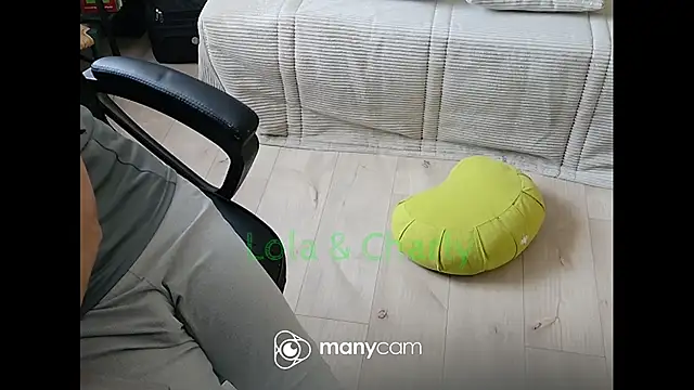 lolacharlyxh online show from November 11, 12:05 pm