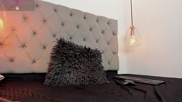 AnnPrices online show from February 11, 1:20 am