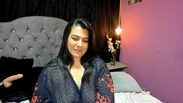 martina foxy  online show from February 26, 9:37 pm