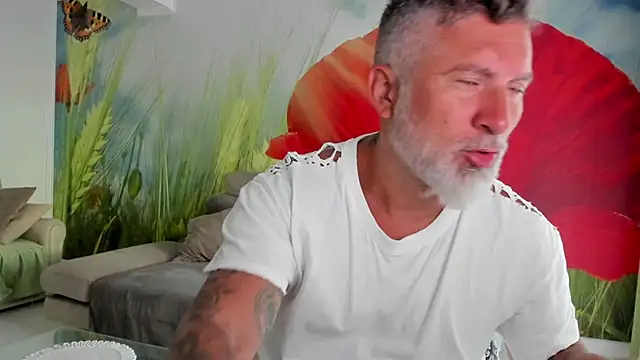 BlowMyXXL online show from May 16, 5:37 am