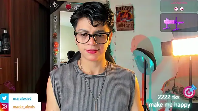 Snapshot of marckalexis chatting on May 8, 11:32 pm marckalexis online show from May 8, 11:32 pm