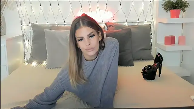 Snapshot of CassyCain chatting on January 9, 1:45 pm CassyCain online show from January 9, 1:45 pm