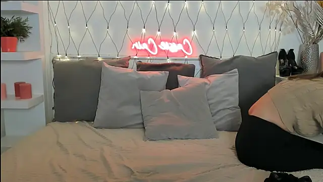 Snapshot of CassyCain chatting on January 17, 2:50 pm CassyCain online show from January 17, 2:50 pm