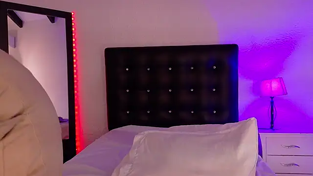 Cuckold lover69 online show from September 21, 1:24 pm