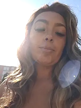 lauramcdowell1 online show from January 16, 1:58 pm